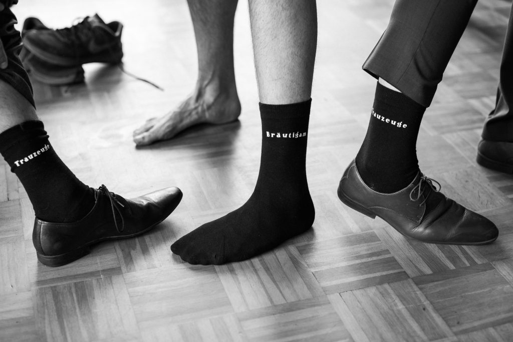 Socken von Bräutigam und Trauzeugen